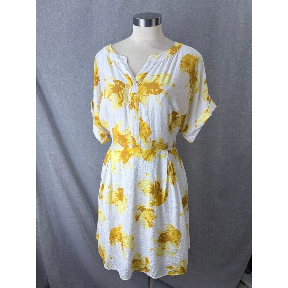 Simply Vera Wang Yellow Floral Rayon Blend‎ Shift Dress White XL Wedding Guest
